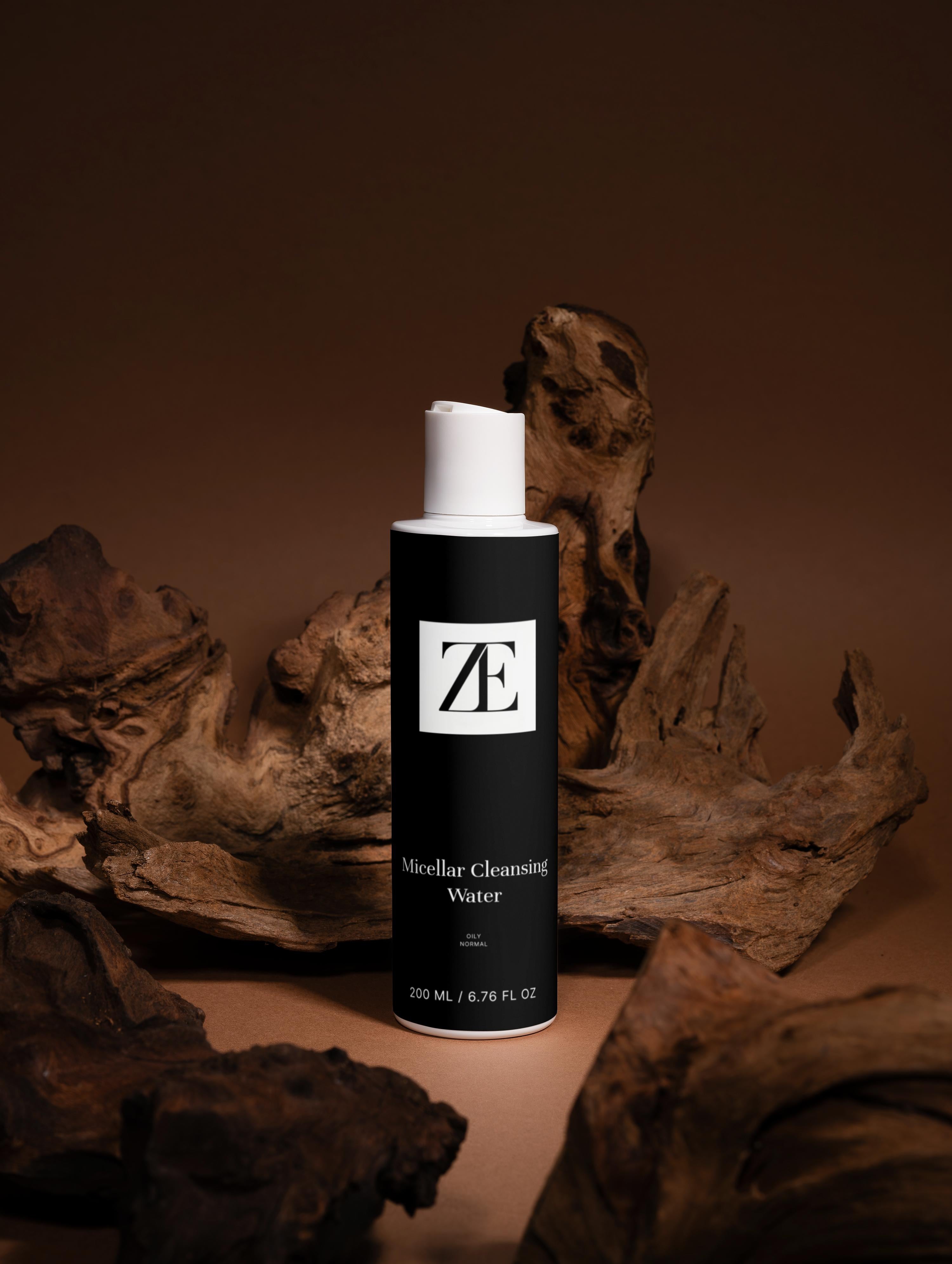 Eau micellaire nettoyante