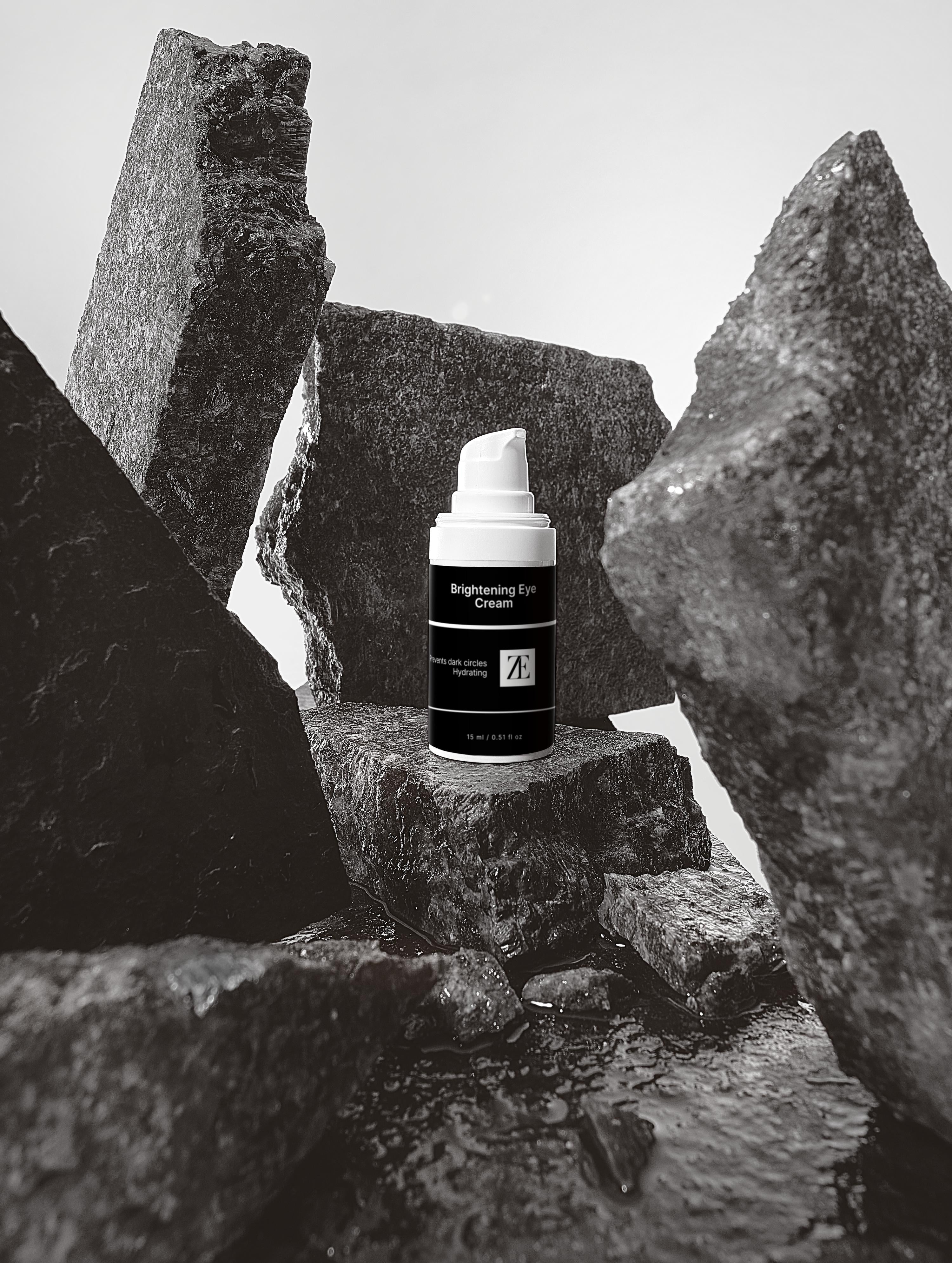 Aufhellende Augencreme